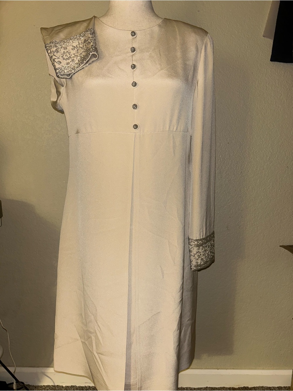 100% Silk Dana Buchman Bead Embellished Modest Long Sleeve Formal Midi Dress